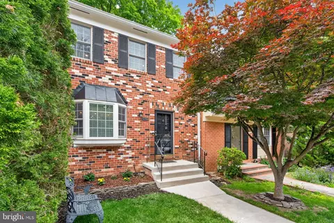 11716 Dry River Ct, Reston, VA 20191