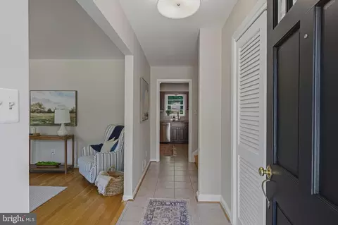 Entry Way - 2519 E Meredith Dr, Vienna, VA 22181 photo 1 of 2