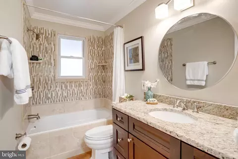 Bath - 5300 Queensberry Ave, Springfield, VA 22151 photo 2 of 6