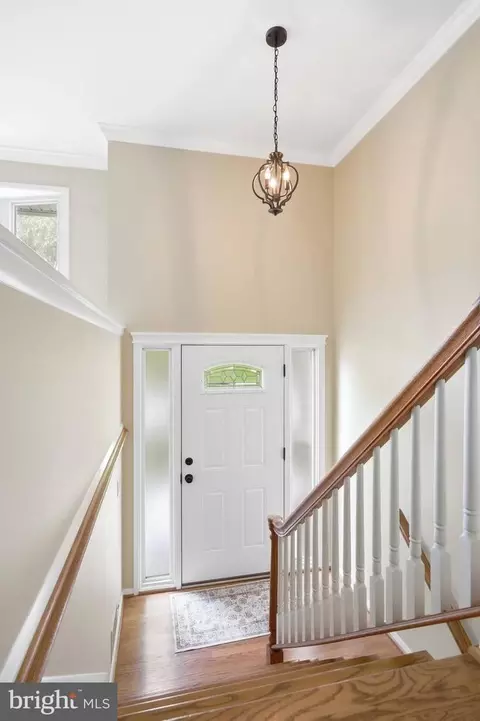 Entry Way - 5300 Queensberry Ave, Springfield, VA 22151 photo 1 of 1