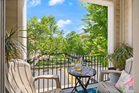 12414 Liberty Bridge Rd # -A, Fairfax, VA 22033