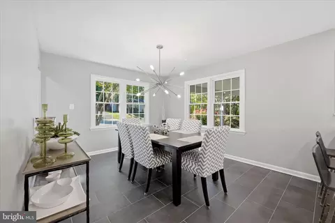 Dining - 312 Broadleaf, Vienna, VA 22180 photo 2 of 2