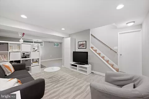 Other - 312 Broadleaf, Vienna, VA 22180 photo 10 of 19