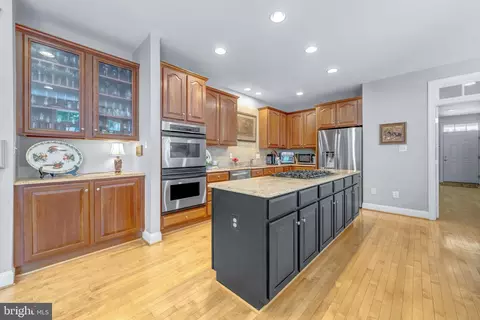 Kitchen - 1408 Ingleside Ave, Mclean, VA 22101 photo 3 of 4