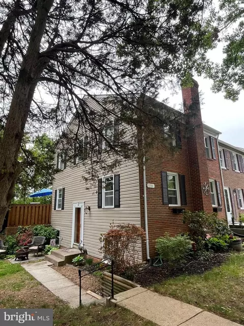 7771 Durer Ct, Springfield, VA 22153