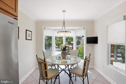 Dining - 1496 Hampton Hill Cir, Mclean, VA 22101 photo 3 of 4