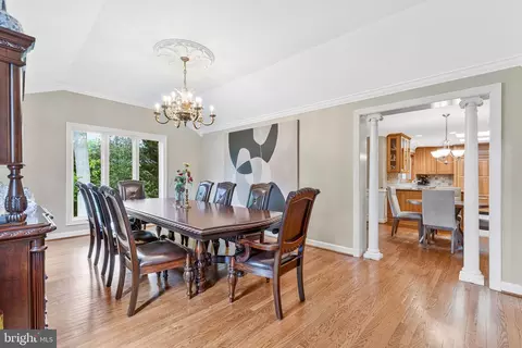 Dining - 1102 Clover Dr, Mclean, VA 22101 photo 2 of 5