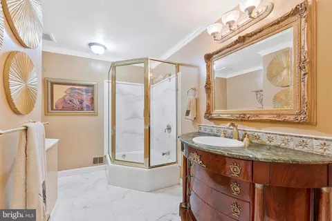 Bath - 1102 Clover Dr, Mclean, VA 22101 photo 2 of 10