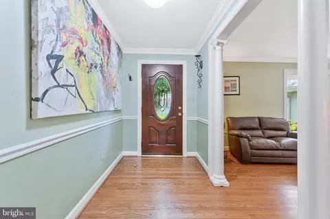 Entry Way - 1102 Clover Dr, Mclean, VA 22101 photo 2 of 8