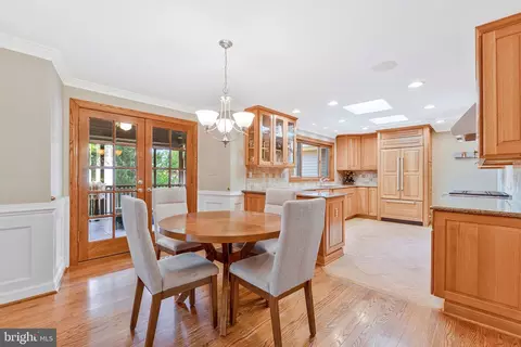 Dining - 1102 Clover Dr, Mclean, VA 22101 photo 4 of 5