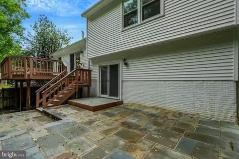 Exterior - 8304 Lindside Way, Springfield, VA 22153 photo 6 of 20