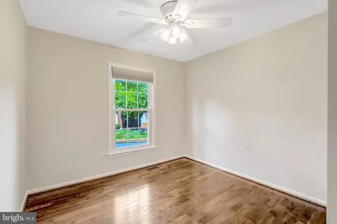 Bedroom - 8304 Lindside Way, Springfield, VA 22153 photo 3 of 6