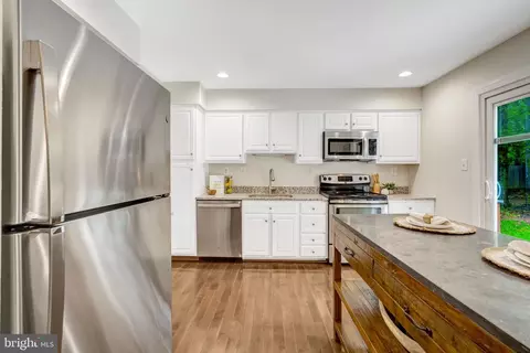 Kitchen - 8304 Lindside Way, Springfield, VA 22153 photo 2 of 3