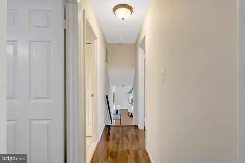 Entry Way - 8304 Lindside Way, Springfield, VA 22153 photo 2 of 5