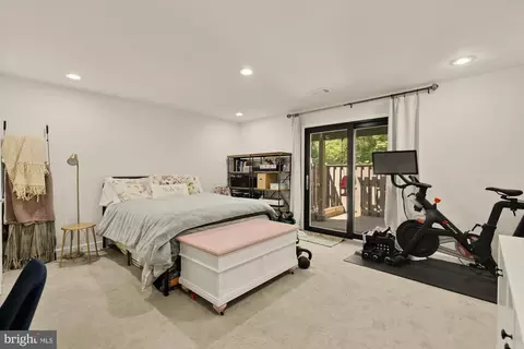 Bedroom - 11170 Forest Edge Dr, Reston, VA 20190 photo 7 of 8