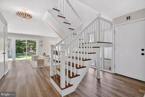 Entry Way - 11201 Wedge Dr, Reston, VA 20190 photo 3 of 3
