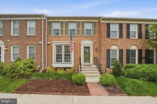 5629 Ridge View Dr, Alexandria, VA 22310