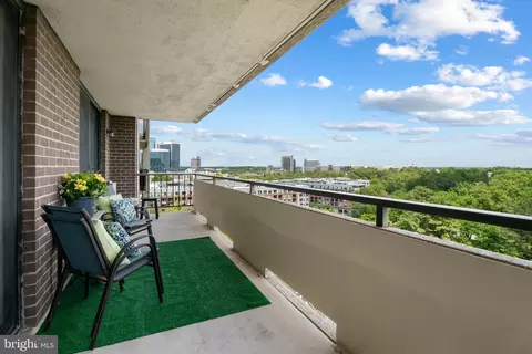 Exterior - 1800 Old Meadow Rd #903, Mclean, VA 22102 photo 1 of 3