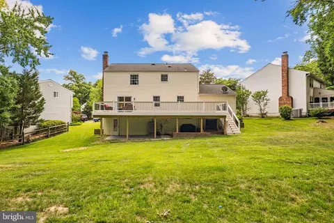 Exterior - 8044 Winding Way Ct, Springfield, VA 22153 photo 6 of 15