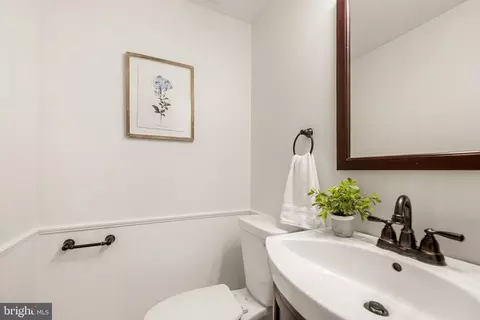 Bath - 8044 Winding Way Ct, Springfield, VA 22153 photo 1 of 4