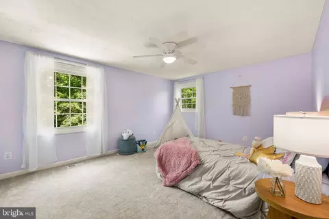 Bedroom - 8044 Winding Way Ct, Springfield, VA 22153 photo 5 of 7