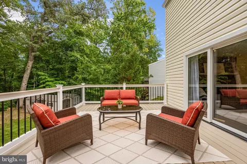 Exterior - 8044 Winding Way Ct, Springfield, VA 22153 photo 3 of 15