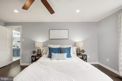 Bedroom - 8044 Winding Way Ct, Springfield, VA 22153 photo 3 of 7