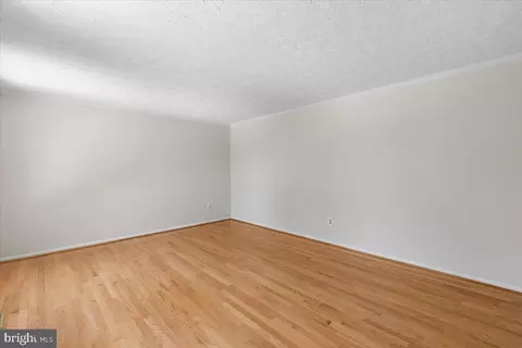 Living - 7805 Roundabout Way, Springfield, VA 22153 photo 1 of 7