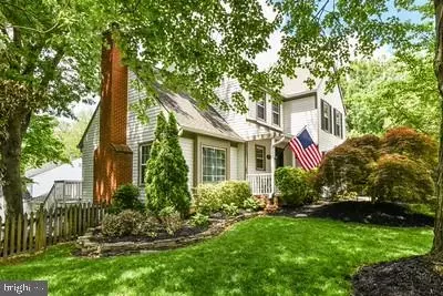 9103 Northedge Dr, Springfield, VA 22153 photo 5