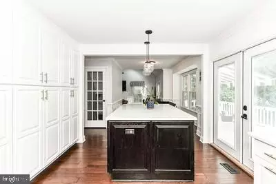 9103 Northedge Dr, Springfield, VA 22153 photo 9