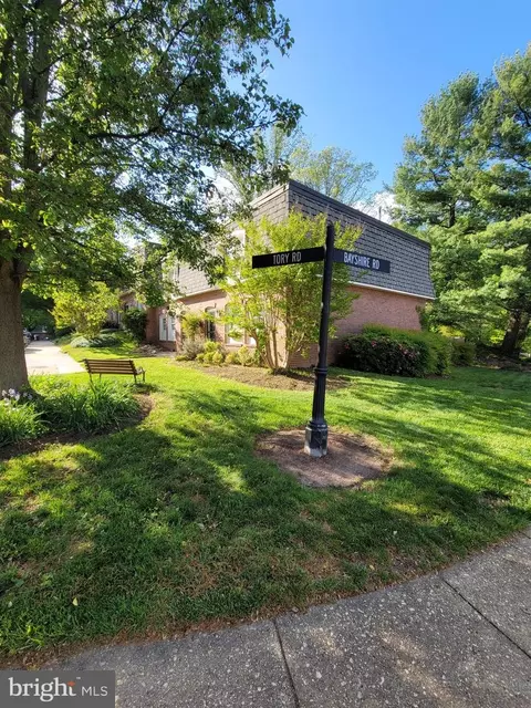 8200 Tory Rd #134, Springfield, VA 22152 photo 3