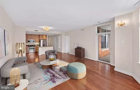 8220 Crestwood Heights Dr #1411, Mclean, VA 22102