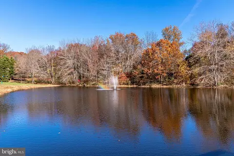 View/Area - 7628 Gralnick Pl, Springfield, VA 22153 photo 1 of 4
