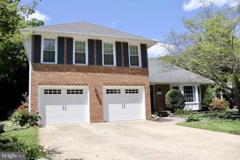 7628 Gralnick Pl, Springfield, VA 22153