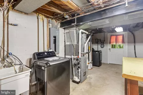 Other - 6705 Jerome St, Springfield, VA 22150 photo 12 of 14