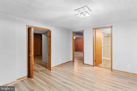 Entry Way - 6705 Jerome St, Springfield, VA 22150 photo 2 of 4