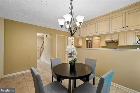 Dining - 12651 Thunder Chase Dr, Reston, VA 20191 photo 6 of 8