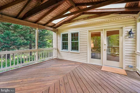 Exterior - 12651 Thunder Chase Dr, Reston, VA 20191 photo 4 of 9