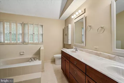 Bath - 12651 Thunder Chase Dr, Reston, VA 20191 photo 1 of 2