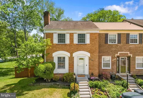 14809 Hatfield Sq, Centreville, VA 20120