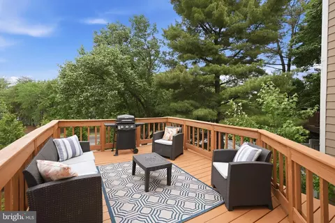 Exterior - 1686 Oaktree Ct, Reston, VA 20194 photo 1 of 8