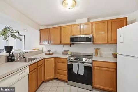 Kitchen - 1686 Oaktree Ct, Reston, VA 20194 photo 1 of 1