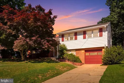 4703 Exeter St, Annandale, VA 22003