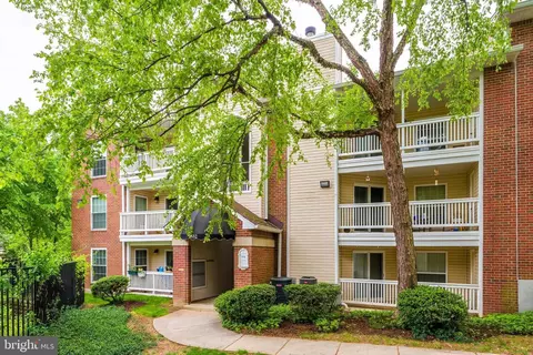 1532 Lincoln Way #301B, Mclean, VA 22102