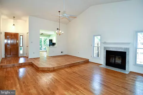 Living - 6730 Anders Ter, Springfield, VA 22151 photo 2 of 5