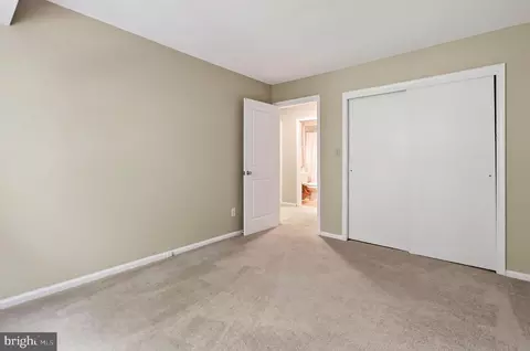 Bedroom - 5907 D Noblestown Rd, Springfield, VA 22152 photo 5 of 6