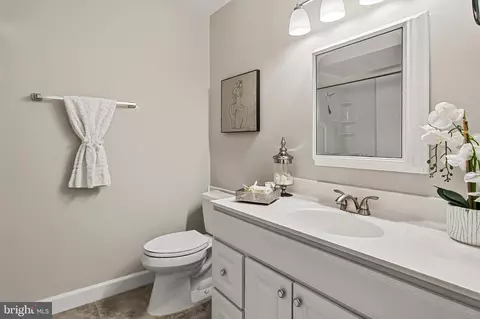 Bath - 5907 D Noblestown Rd, Springfield, VA 22152 photo 1 of 4