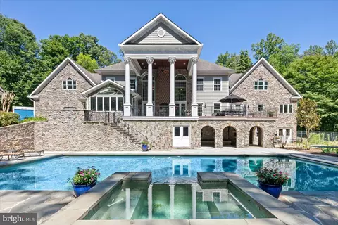13320 Ivakota Farm Rd, Clifton, VA 20124