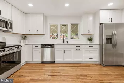 Kitchen - 7842 Doane Ct, Springfield, VA 22152 photo 1 of 5