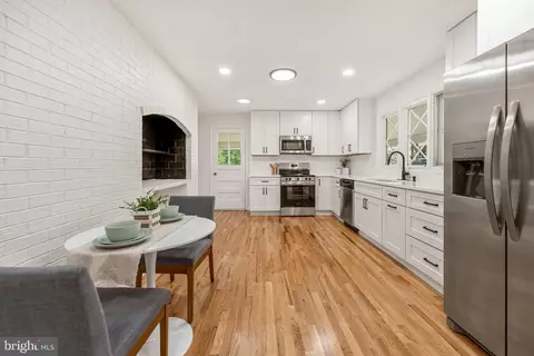 Kitchen - 7842 Doane Ct, Springfield, VA 22152 photo 3 of 5